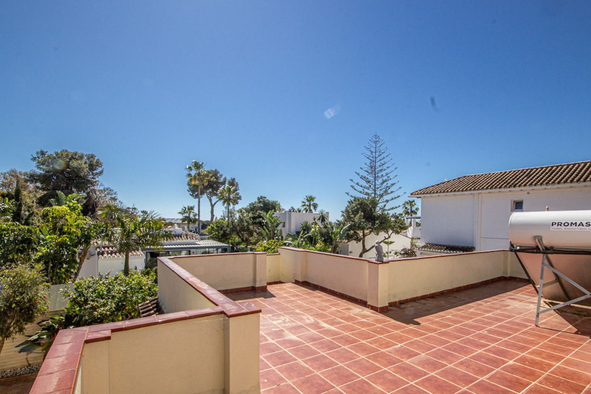 e9a1ed112bfec7f7cd596db7209ac262 - 19