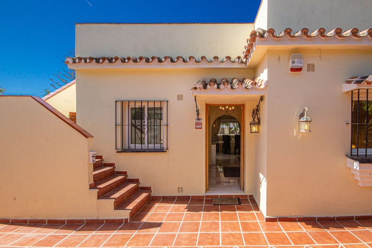 e9a1ed112bfec7f7cd596db7209ac262 - 4