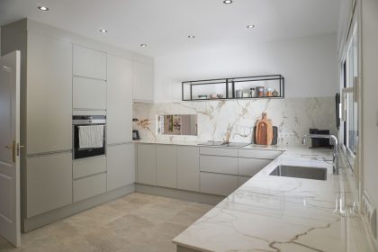 eb4ae54b3b411bce25bb1f8caf7af539 - 14