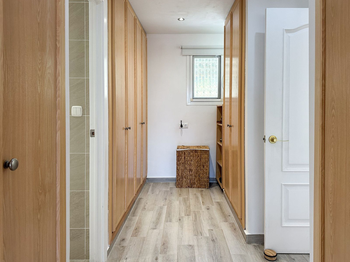 eb4ae54b3b411bce25bb1f8caf7af539 - 19