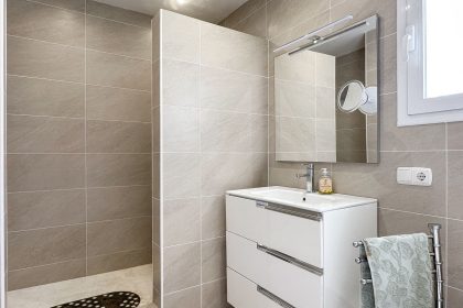 eb4ae54b3b411bce25bb1f8caf7af539 - 21