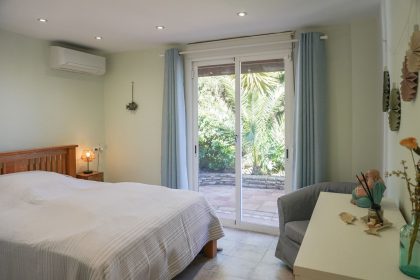 eb4ae54b3b411bce25bb1f8caf7af539 - 23