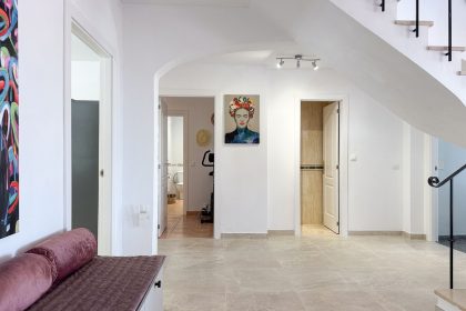 eb4ae54b3b411bce25bb1f8caf7af539 - 26