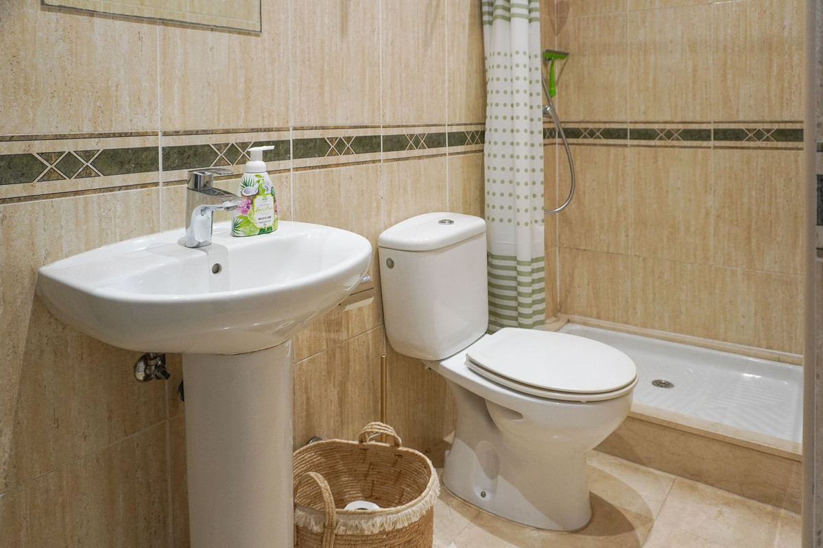 eb4ae54b3b411bce25bb1f8caf7af539 - 29