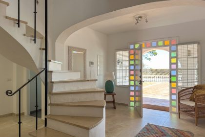 eb4ae54b3b411bce25bb1f8caf7af539 - 3