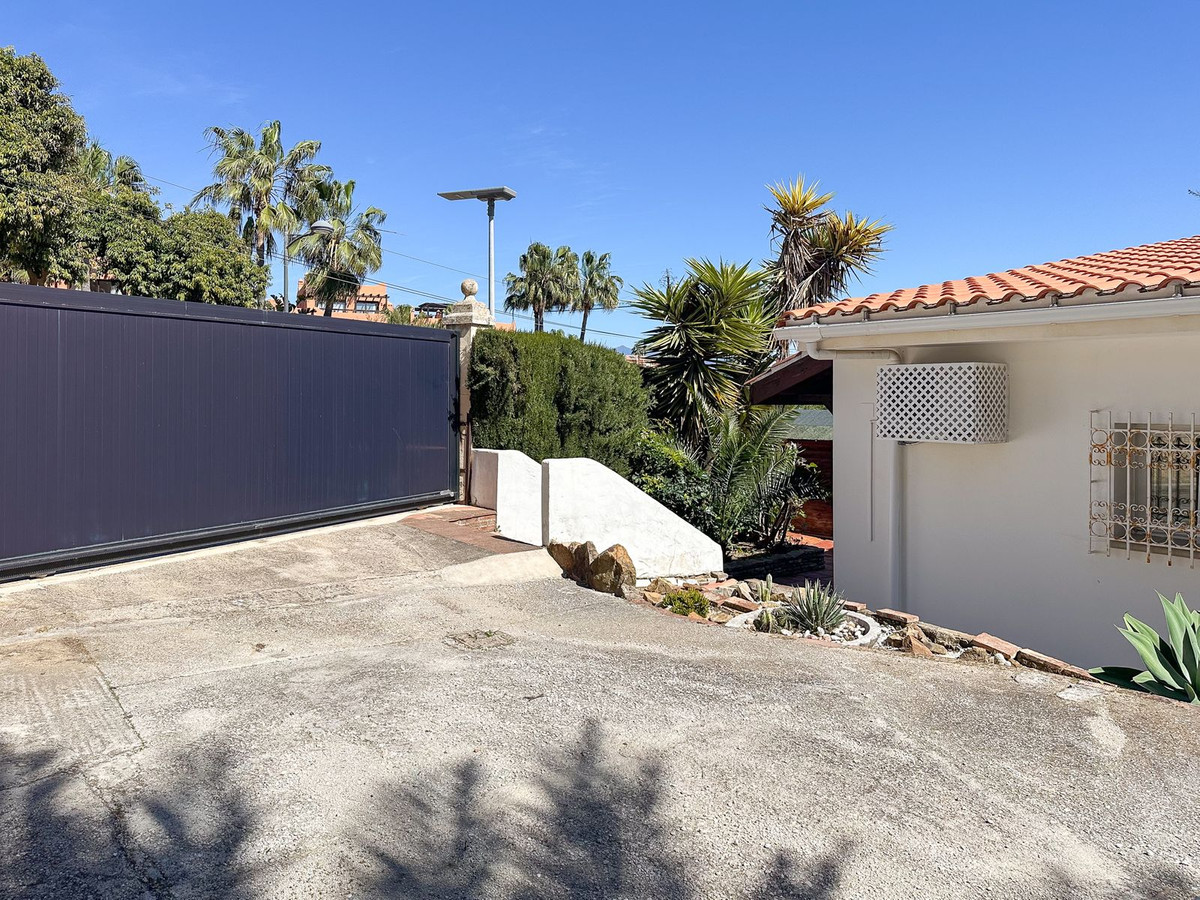 eb4ae54b3b411bce25bb1f8caf7af539 - 45