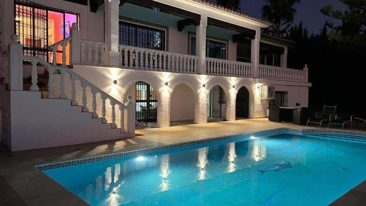 eb5c26e74a969dad3f5ae7c89f8ed185 - 2