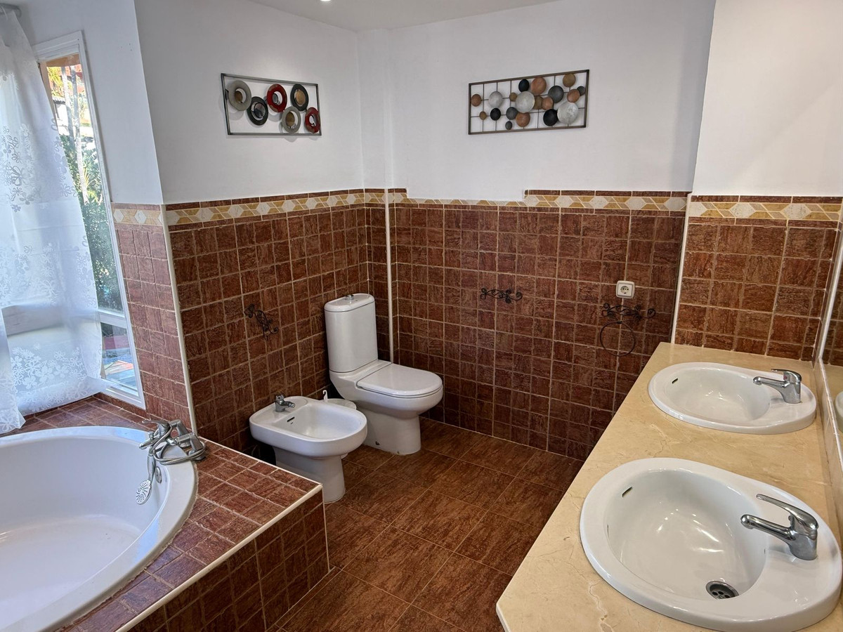 ebb25824b6c15081d31f32f2ac967e8c - 14