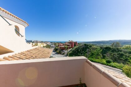 ec2eeef6bdcd79cba287c1783d0f9de3 - 69