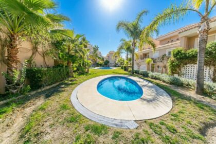 ec2eeef6bdcd79cba287c1783d0f9de3 - 7