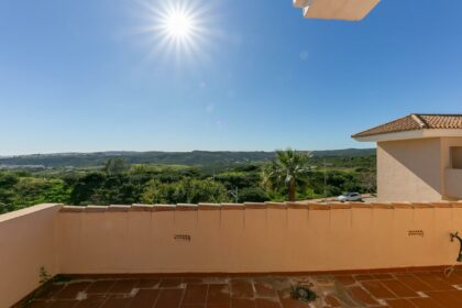 ec2eeef6bdcd79cba287c1783d0f9de3 - 73