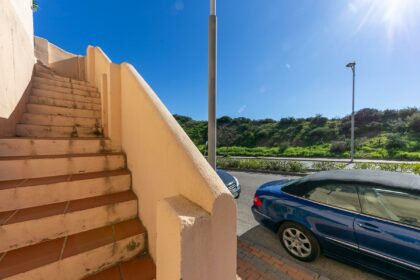 ec2eeef6bdcd79cba287c1783d0f9de3 - 32