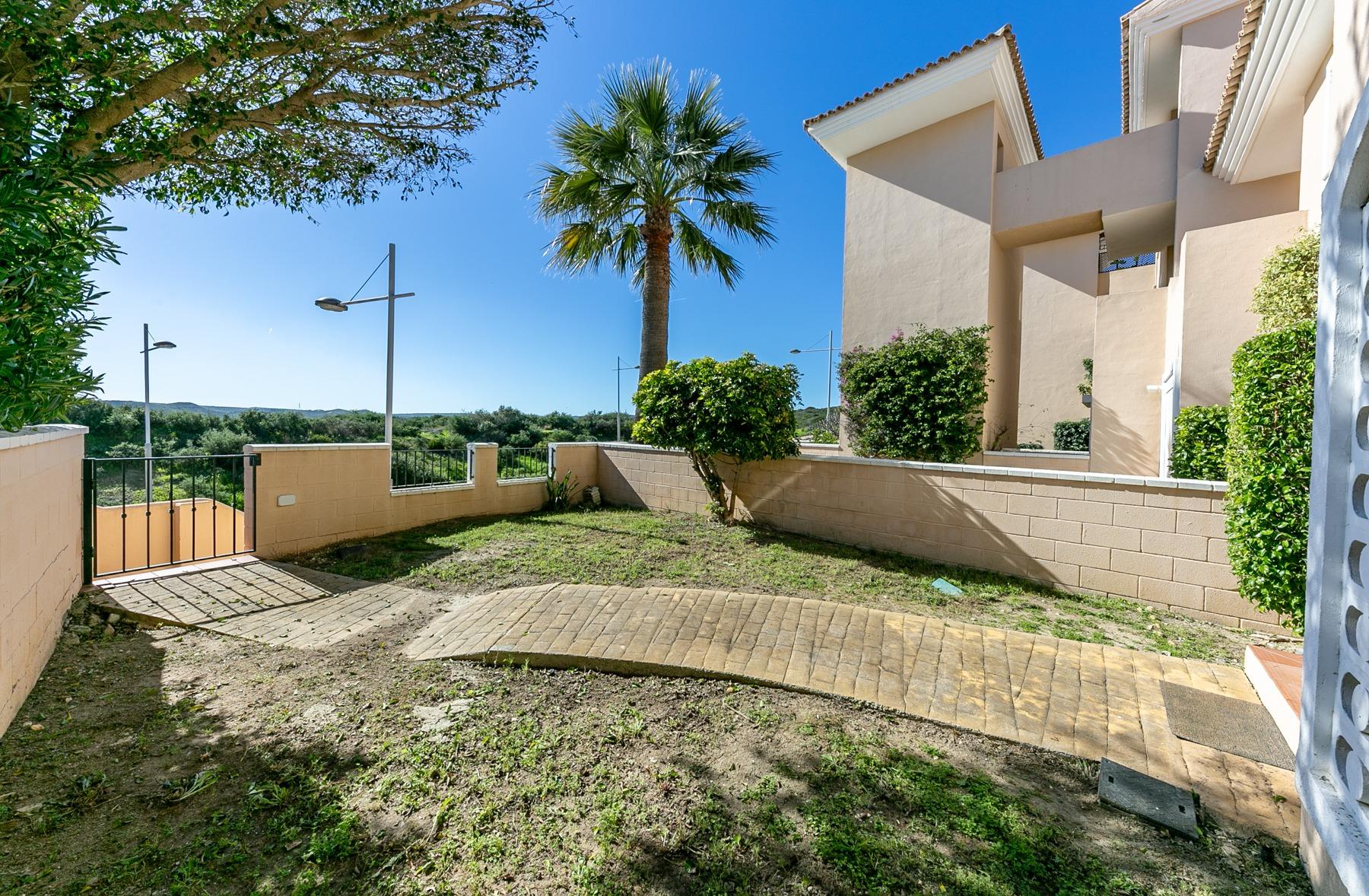 ec2eeef6bdcd79cba287c1783d0f9de3 - 41