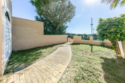 ec2eeef6bdcd79cba287c1783d0f9de3 - 42