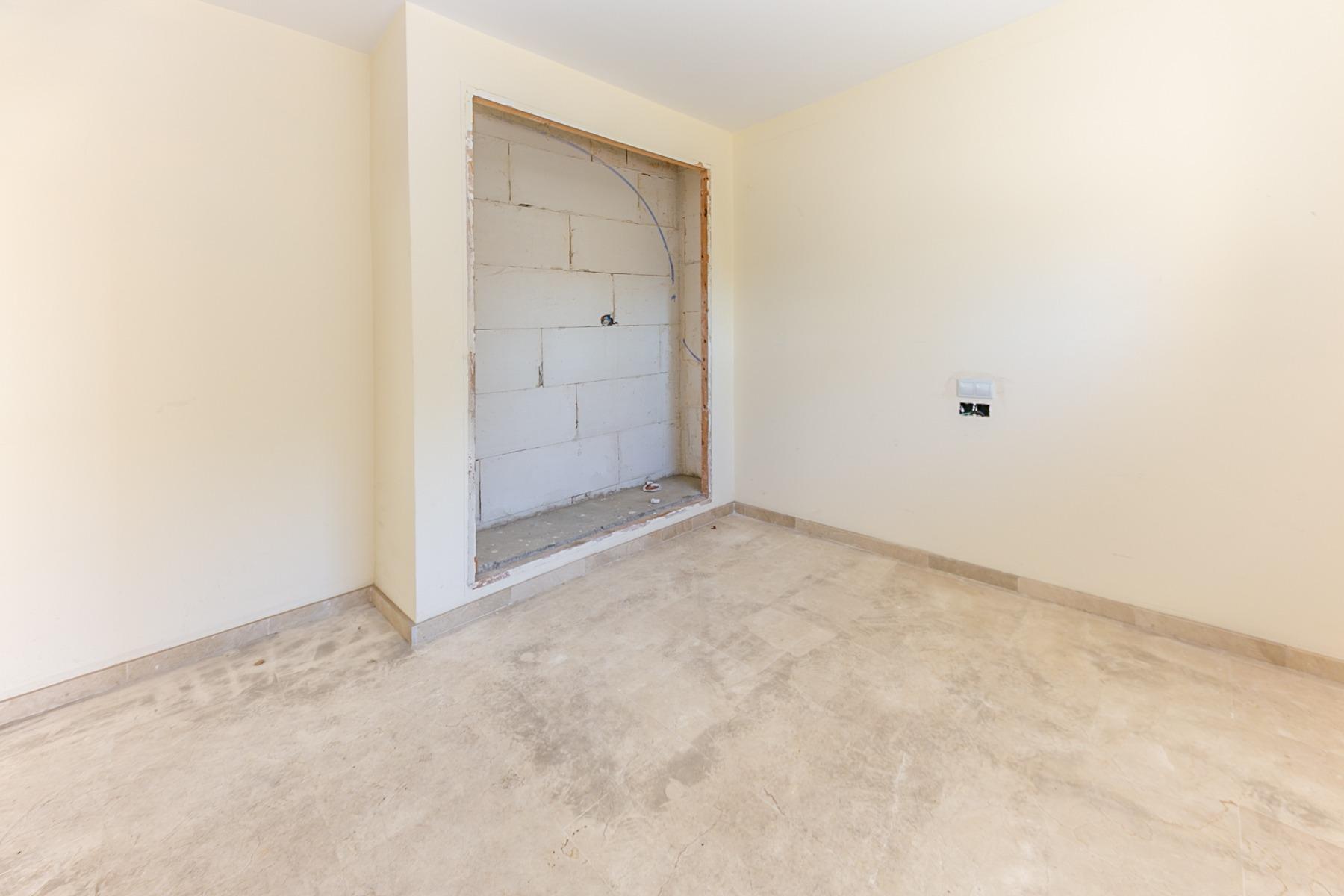 ec2eeef6bdcd79cba287c1783d0f9de3 - 57