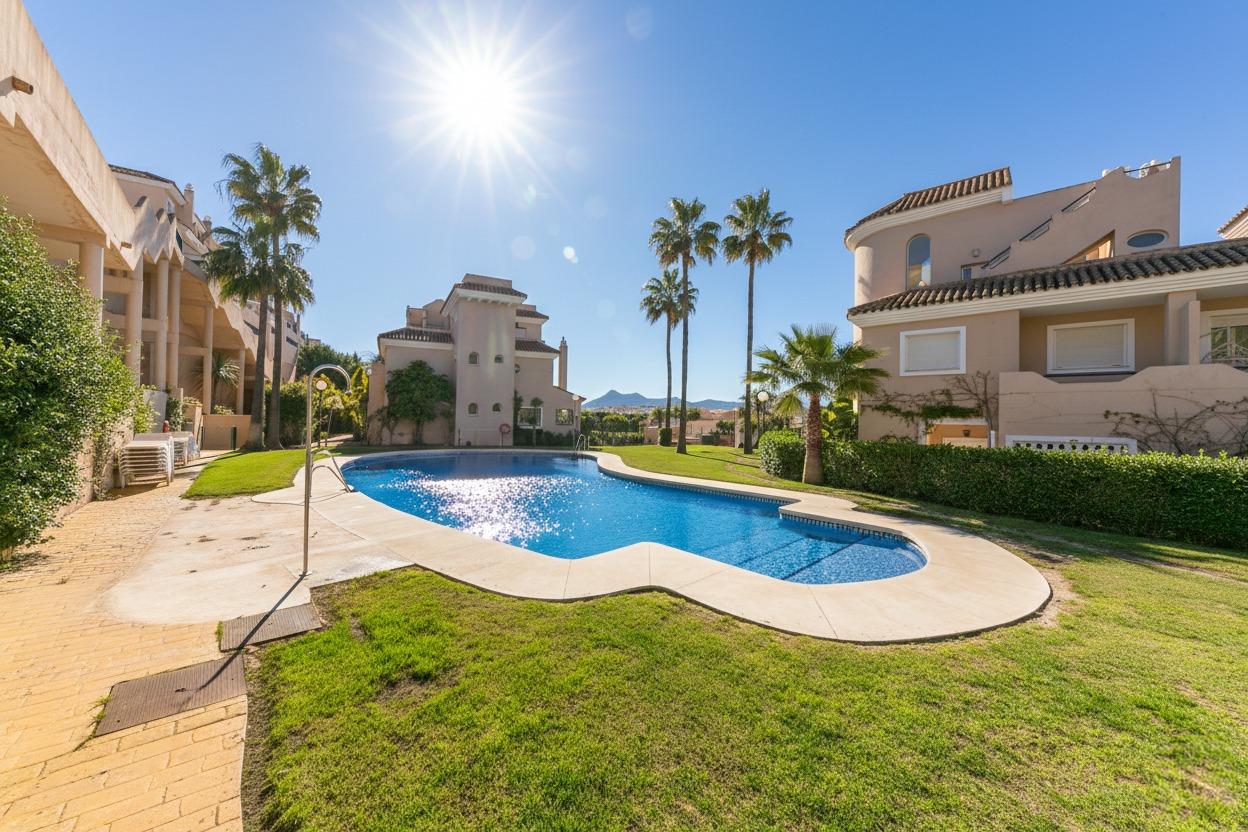 ec2eeef6bdcd79cba287c1783d0f9de3 - 6