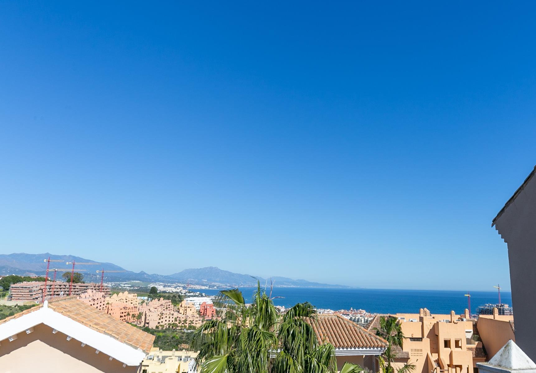 ec2eeef6bdcd79cba287c1783d0f9de3 - 9