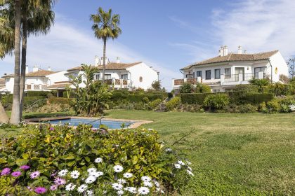 eced8ad4c063dddd6c5400a43c64409f - 25