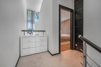 ed167ebbe1881fc6100a21bd83f1d637 - 5