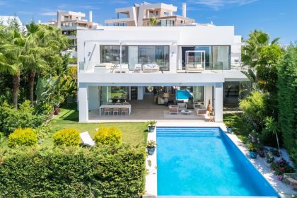 ed50e879cd6d52cf92bc3c22678b9e72 - 1