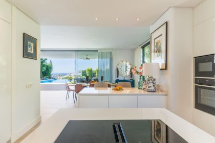 ed50e879cd6d52cf92bc3c22678b9e72 - 22