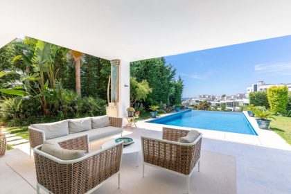 ed50e879cd6d52cf92bc3c22678b9e72 - 31