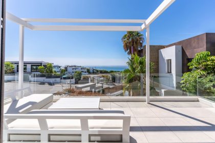 ed50e879cd6d52cf92bc3c22678b9e72 - 32