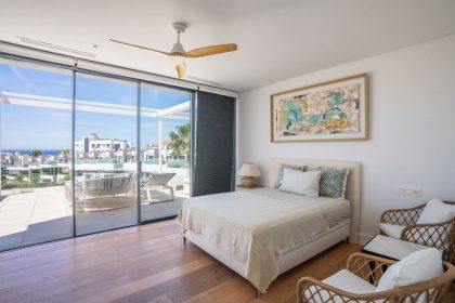 ed50e879cd6d52cf92bc3c22678b9e72 - 9