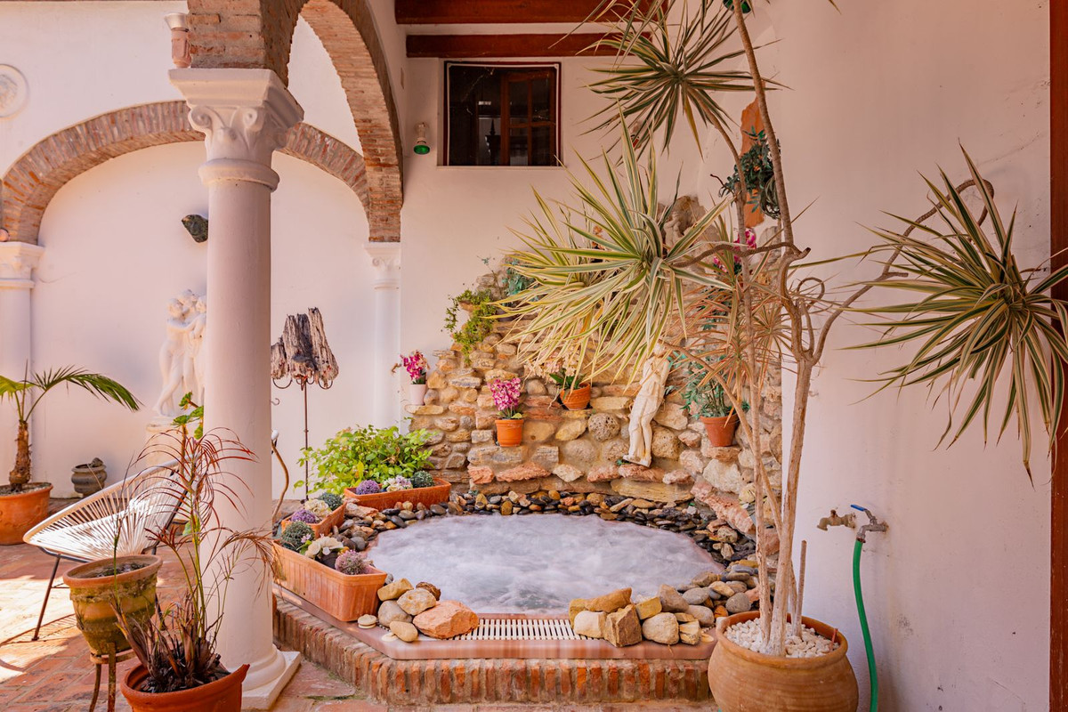 ed5968d095c4dce50f15fced35beb5a3 - 17