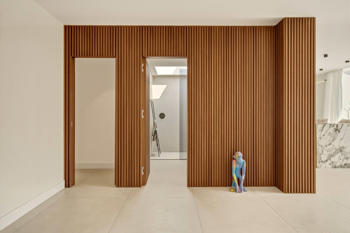 ee09f875b50fdd1f04ca0abe48c82080 - 16