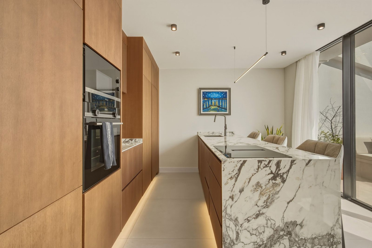 ee09f875b50fdd1f04ca0abe48c82080 - 7