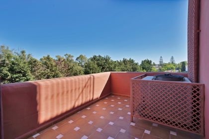 ee50b4f8b44edc2e4f4fe828351776e6 - 16