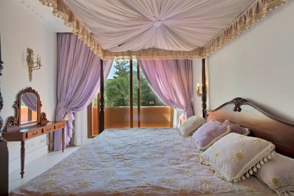 ee50b4f8b44edc2e4f4fe828351776e6 - 25