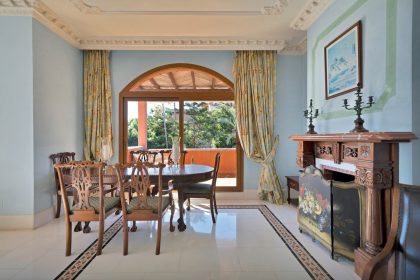 ee50b4f8b44edc2e4f4fe828351776e6 - 29