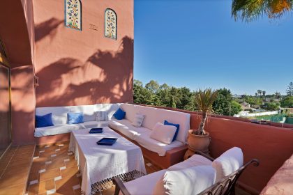 ee50b4f8b44edc2e4f4fe828351776e6 - 39