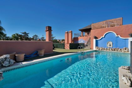 ee50b4f8b44edc2e4f4fe828351776e6 - 43