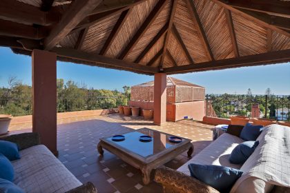 ee50b4f8b44edc2e4f4fe828351776e6 - 47