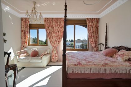 ee50b4f8b44edc2e4f4fe828351776e6 - 5