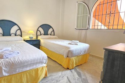 eecb942e7e1a52a86324ce69b5c5c0bb - 15