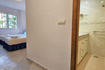 eecb942e7e1a52a86324ce69b5c5c0bb - 18