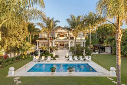 ef10ec0b7eb7a52a10f0e6f668d9201c - 1