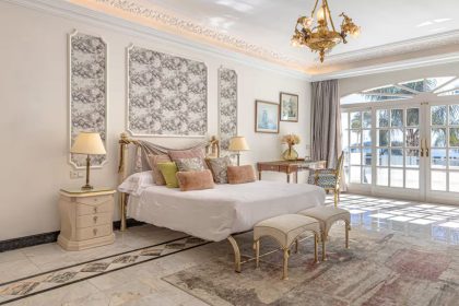 ef10ec0b7eb7a52a10f0e6f668d9201c - 24