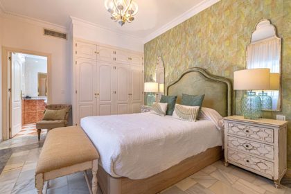 ef10ec0b7eb7a52a10f0e6f668d9201c - 26