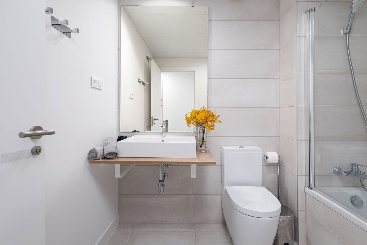 ef7ea448e775cf6546a354796faacf9b - 15