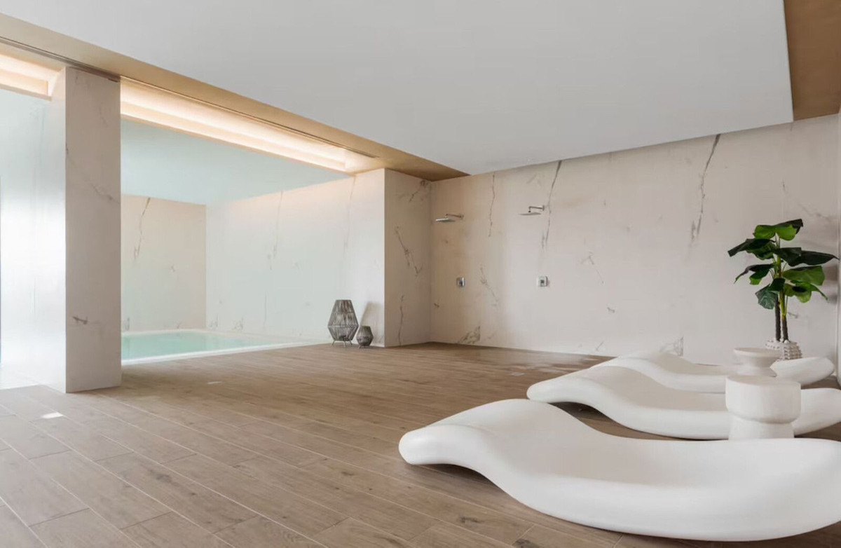 ef7ea448e775cf6546a354796faacf9b - 17