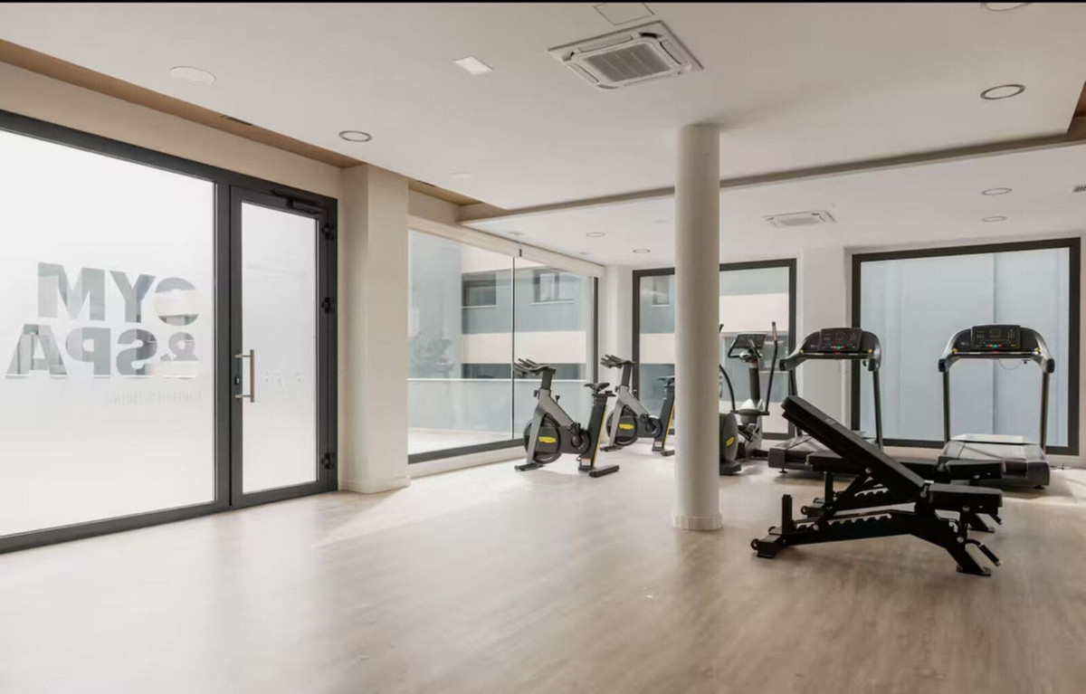 ef7ea448e775cf6546a354796faacf9b - 19