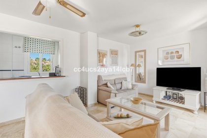 efb51bffb449270a4fcf899b083acba6 - 15