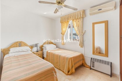 efb51bffb449270a4fcf899b083acba6 - 20