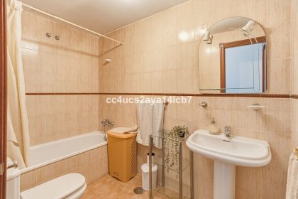 efb51bffb449270a4fcf899b083acba6 - 22