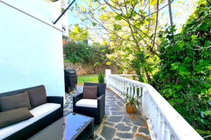 efc27ce69986993282d540d9c722c3ec - 16